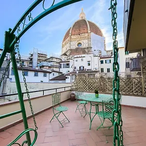 Stunning With An Amazing Terrace Apartment Florence